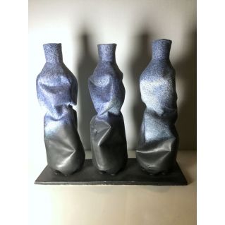 Vase-sculpture 3 bouteilles porcelaine
