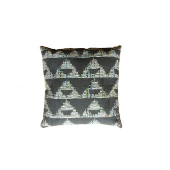 coussin tissé main plastique ethnique